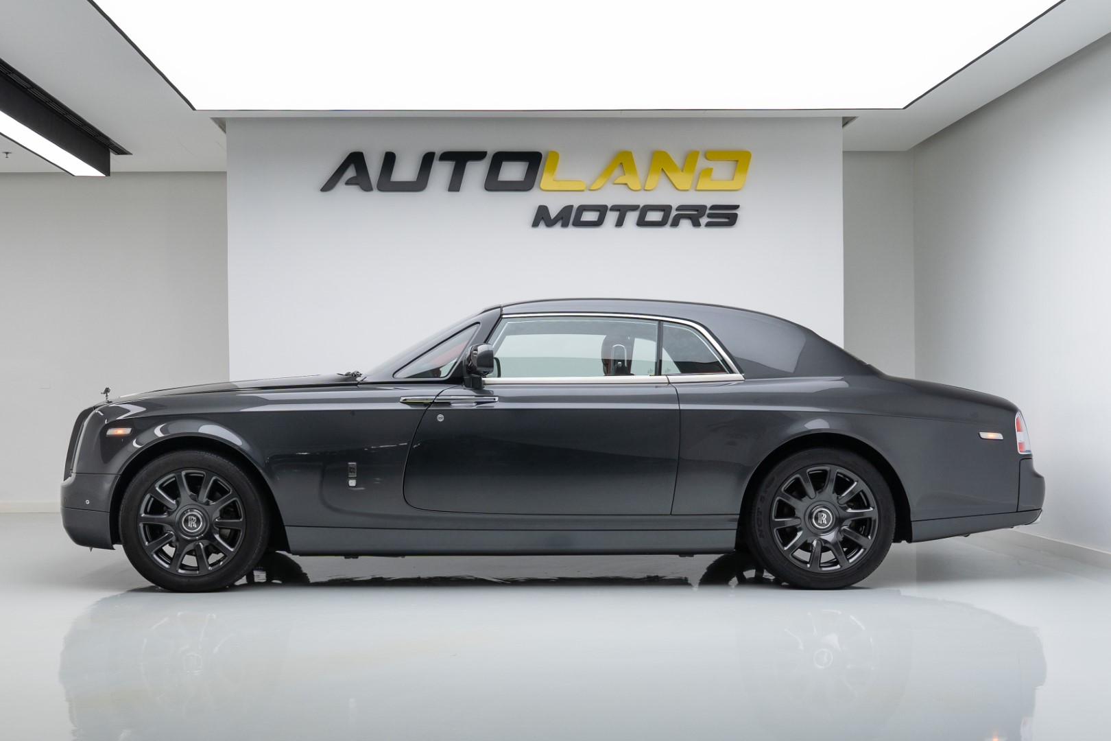 2014 ROLLS ROYCE PHANTOM COUPE BESPOKE CHICANE EDITION